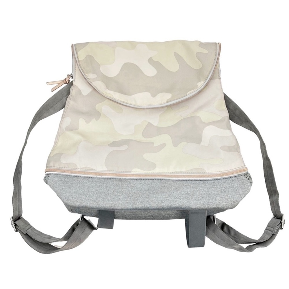 Stella & Dot Crush It Backpack Blush Camo - Picture 3 of 9